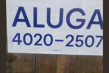 Casa para alugar com 10m², 2 quartos e sem vaga Casa para alugar com 10m², 2 quartos e sem vagaFachada