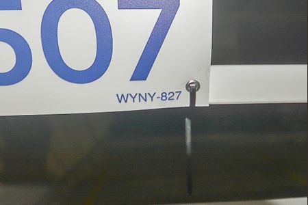 Placa na Fachada - WYNY-827-30/06/2026 de apartamento à venda com 1 quarto, 43m² em Jardim Marina, São Bernardo do Campo