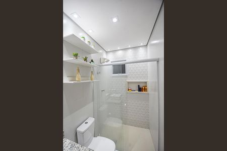 Banheiro de apartamento à venda com 1 quarto, 43m² em Jardim Marina, São Bernardo do Campo
