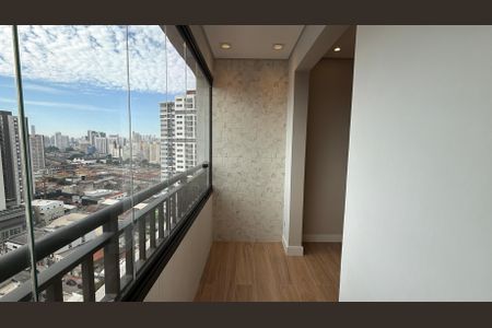 Apartamento para alugar com 43m², 2 quartos e sem vaga Apartamento para alugar com 43m², 2 quartos e sem vagaSacada
