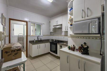 Apartamento para alugar com 81m², 2 quartos e 1 vagaCozinha
