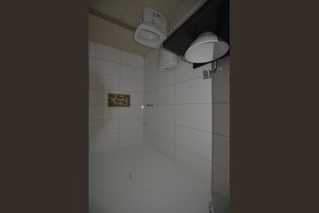  Banheiro Social de apartamento à venda com 4 quartos, 249m² em Vila Valqueire, Rio de Janeiro