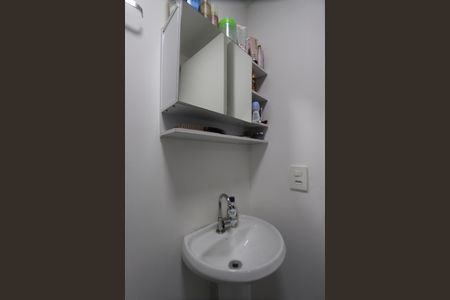 Apartamento para alugar com 34m², 2 quartos e sem vagaBanheiro