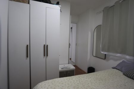Quarto 1 de apartamento para alugar com 2 quartos, 34m² em Parque Sao Rafael, São Paulo