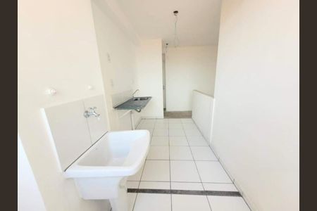 Área de serviço de apartamento à venda com 2 quartos, 49m² em Parque Jaçatuba, Santo André