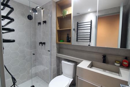 Apartamento para alugar com 60m², 2 quartos e 1 vaga Apartamento para alugar com 60m², 2 quartos e 1 vagaBanheiro