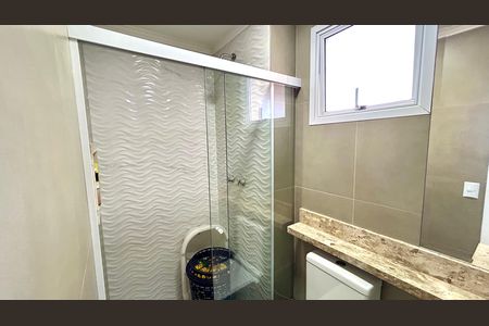 Apartamento à venda com 82m², 2 quartos e 2 vagas Apartamento à venda com 82m², 2 quartos e 2 vagasBanheiro da Suíte