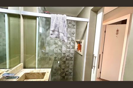 Apartamento à venda com 82m², 2 quartos e 2 vagas Apartamento à venda com 82m², 2 quartos e 2 vagasBanheiro 1