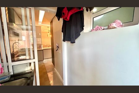 Apartamento à venda com 82m², 2 quartos e 2 vagas Apartamento à venda com 82m², 2 quartos e 2 vagasÁrea de Serviço