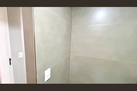 Apartamento à venda com 82m², 2 quartos e 2 vagas Apartamento à venda com 82m², 2 quartos e 2 vagasBanheiro 1