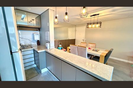 Apartamento à venda com 82m², 2 quartos e 2 vagas Apartamento à venda com 82m², 2 quartos e 2 vagasCozinha