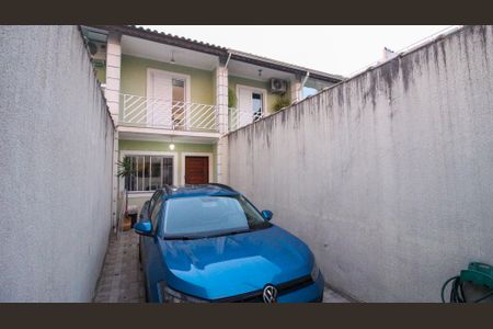 Casa à venda com 100m², 2 quartos e 2 vagas Casa à venda com 100m², 2 quartos e 2 vagasGaragem