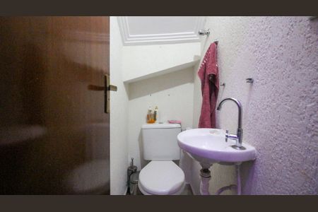 Casa à venda com 100m², 2 quartos e 2 vagas Casa à venda com 100m², 2 quartos e 2 vagasLavabo