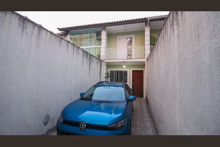 Casa à venda com 100m², 2 quartos e 2 vagas Casa à venda com 100m², 2 quartos e 2 vagasGaragem