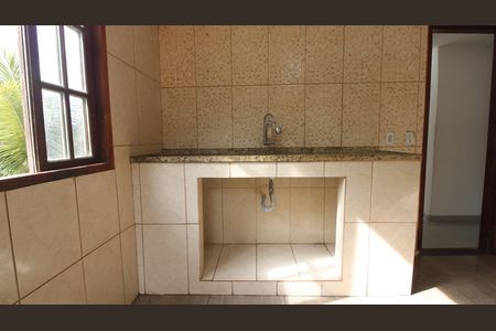 Casa de condomínio para alugar com 100m², 3 quartos e 3 vagasCozinha 1