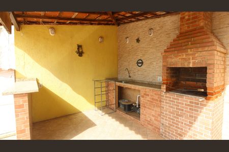 Casa de condomínio para alugar com 100m², 3 quartos e 3 vagasChurrasqueira