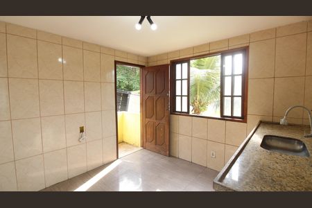 Casa de condomínio para alugar com 100m², 3 quartos e 3 vagasCozinha 1