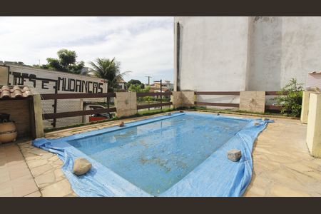Casa de condomínio para alugar com 100m², 3 quartos e 3 vagasPiscina
