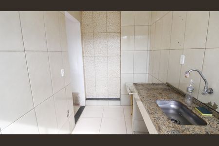Casa de condomínio para alugar com 100m², 3 quartos e 3 vagasCozinha 2