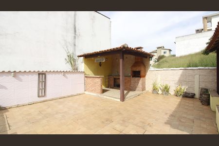 Casa de condomínio para alugar com 100m², 3 quartos e 3 vagasÁrea externa