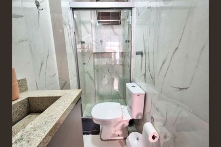 Banheiro de kitnet/studio à venda com 1 quarto, 24m² em Vila Buarque, São Paulo