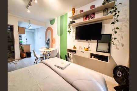 Sala/Cozinha de kitnet/studio à venda com 1 quarto, 24m² em Vila Buarque, São Paulo