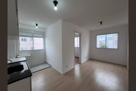 Apartamento para alugar com 34m², 2 quartos e sem vaga Apartamento para alugar com 34m², 2 quartos e sem vagaSala