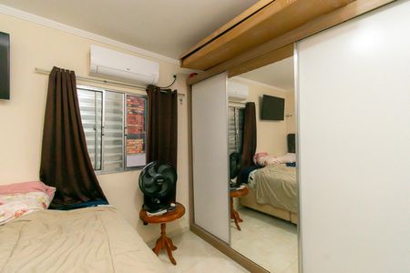 Quarto 1 de casa à venda com 2 quartos, 240m² em Jardim Vila Formosa, São Paulo