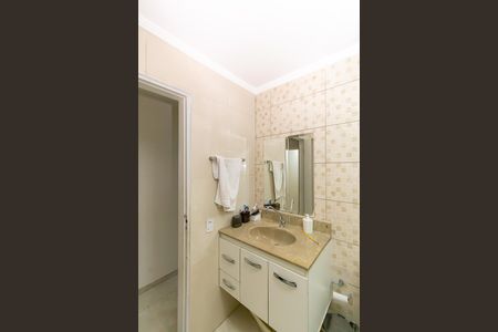 Casa à venda com 240m², 2 quartos e 2 vagasBanheiro 2