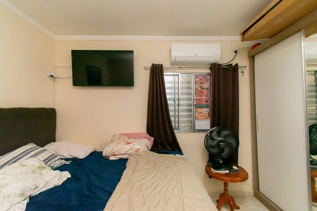 Casa à venda com 240m², 2 quartos e 2 vagasQuarto 1