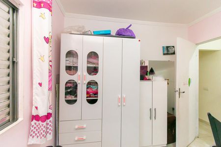 Casa à venda com 240m², 2 quartos e 2 vagasQuarto 2