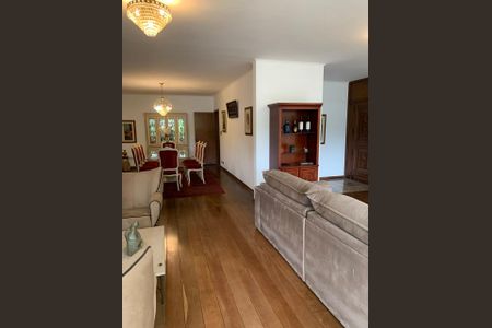 Casa à venda com 4 quartos, 382m² em Pacaembu, São Paulo