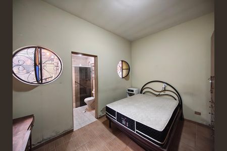 Casa à venda com 320m², 3 quartos e 5 vagasSuíte 