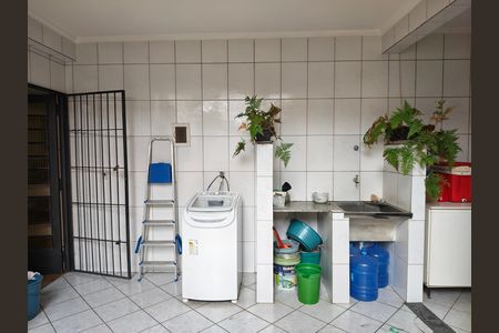 Casa à venda com 320m², 3 quartos e 5 vagasÁrea de serviço 