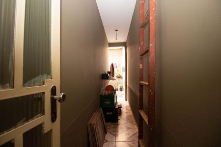 Casa à venda com 350m², 6 quartos e 3 vagas Casa à venda com 350m², 6 quartos e 3 vagasCorredor
