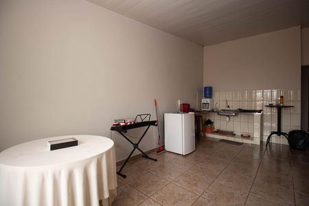 Casa à venda com 350m², 6 quartos e 3 vagas Casa à venda com 350m², 6 quartos e 3 vagasSala 1