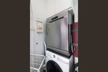 Apartamento à venda com 84m², 2 quartos e 2 vagasCozinha e Área de Serviço