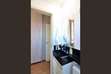 Apartamento à venda com 84m², 2 quartos e 2 vagasQuarto 1 - Suíte Banheiro 