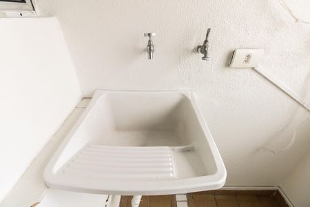 Área de Serviço  de apartamento à venda com 2 quartos, 47m² em Vila Carrão, São Paulo