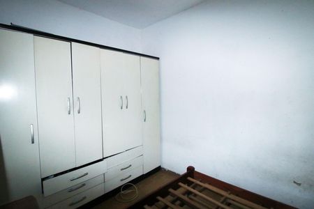 Quarto 1 de casa para alugar com 2 quartos, 80m² em Cordovil, Rio de Janeiro