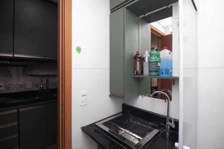 Studio para alugar com 25m², 1 quarto e sem vaga Studio para alugar com 25m², 1 quarto e sem vagaBanheiro