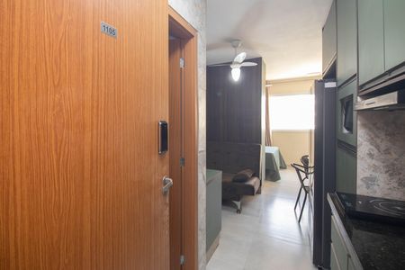 Studio para alugar com 25m², 1 quarto e sem vaga Studio para alugar com 25m², 1 quarto e sem vagaCozinha - Armários