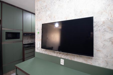 Sala de kitnet/studio para alugar com 1 quarto, 25m² em Vila Mazzei, São Paulo