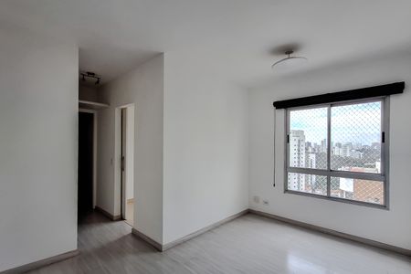 Sala de apartamento para alugar com 2 quartos, 48m² em Liberdade, São Paulo