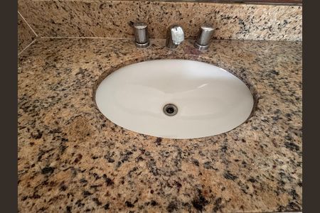 Apartamento à venda com 104m², 2 quartos e 2 vagas