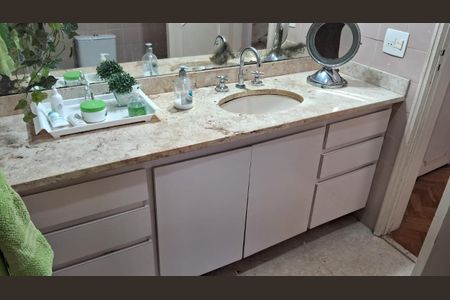 Apartamento à venda com 164m², 4 quartos e 2 vagas Apartamento à venda com 164m², 4 quartos e 2 vagasFoto 19