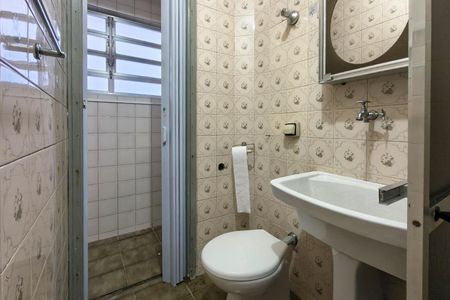 Studio para alugar com 28m², 0 quarto e sem vaga Studio para alugar com 28m², 0 quarto e sem vagaBanheiro