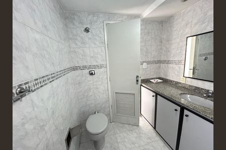 Casa de condomínio para alugar com 70m², 2 quartos e sem vagaBanheiro Social