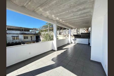 Casa de condomínio para alugar com 70m², 2 quartos e sem vagaTerraço