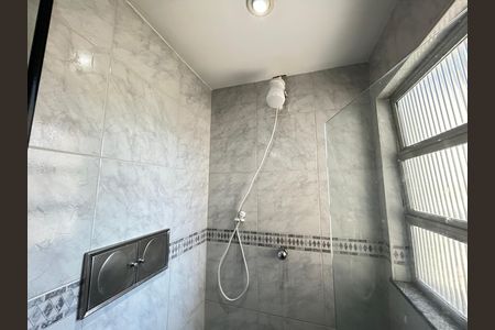 Casa de condomínio para alugar com 70m², 2 quartos e sem vagaBanheiro Social